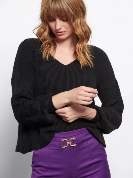 Μαύρη μακρυμάνικη πλεκτή oversized μπλούζα με V-λαιμόκοψη και ρεγκλάν μανικοκόλληση Bill Cost