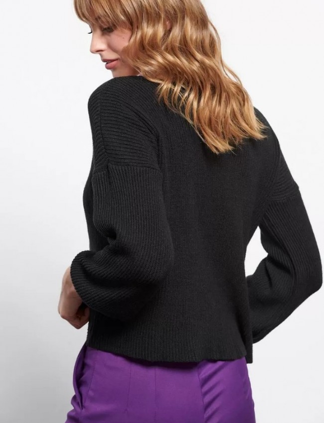 Μαύρη μακρυμάνικη πλεκτή oversized μπλούζα με V-λαιμόκοψη και ρεγκλάν μανικοκόλληση Bill Cost