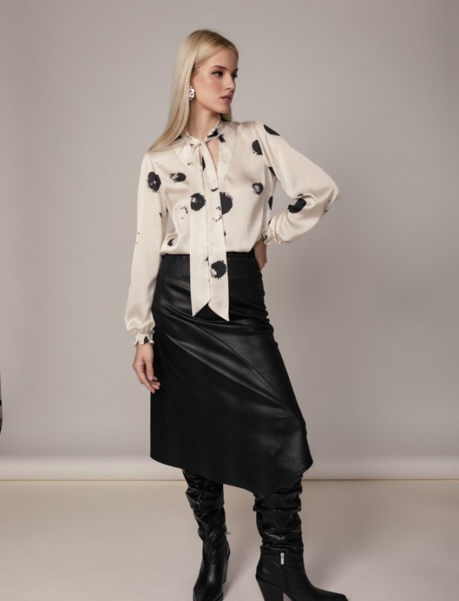 Μαύρη faux-leather midi φούστα σε αλκαντάρα ύφασμα, σε Α-γραμμή και λάστιχο στην μέση Coelia 