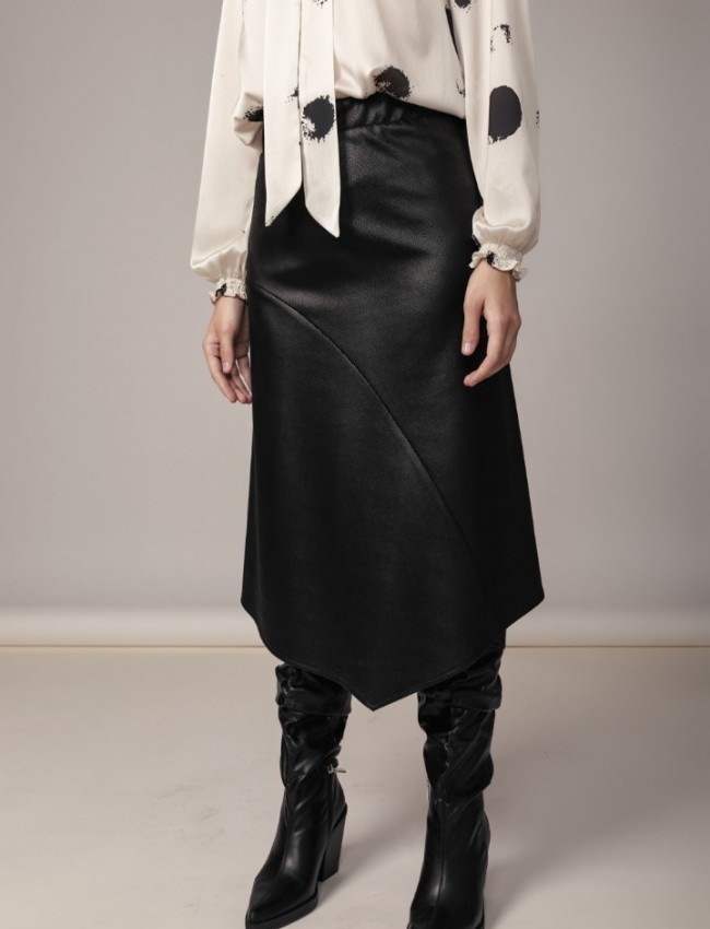 Μαύρη faux-leather midi φούστα σε αλκαντάρα ύφασμα, σε Α-γραμμή και λάστιχο στην μέση Coelia 
