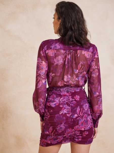 Floral printed magenta μακρυμάνικο κοντό φόρεμα απο μουσελίνα με σούρες στο κάτω μέρος, μικρά κουμπιά μπροστά, V-λαιμόκοψη με κορδόνι δέσιμο και αποσπώμενη ζώνη Enzzo