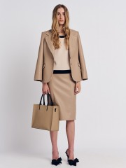 Μπεζ faux-leather ψηλόμεση midi φούστα σε ίσια γραμμή, με διακοσμητικές ραφές και κουφόπιετα πίσω Forel 