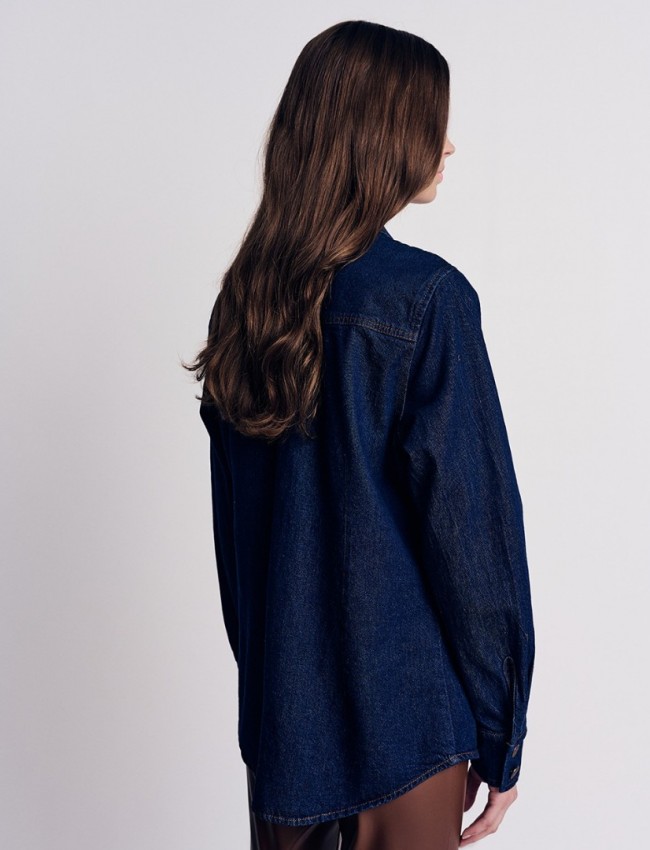 Blue jean μακρυμάνικο πουκάμισο, με διακοσμητικά ταμπά γαζιά, τετράγωνες τσέπες με πατιλέτες και κλείσιμο με κουμπιά μπροστά Forel 