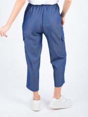 Blue jean τύπου tensel ψηλόμεσο croped παντελόνι με μεγάλες πλαϊνές εξωτερικές τσέπες, κλείσιμο με φερμουάρ και κουμπί και λάστιχο με κορδόνι στη μέση Forel