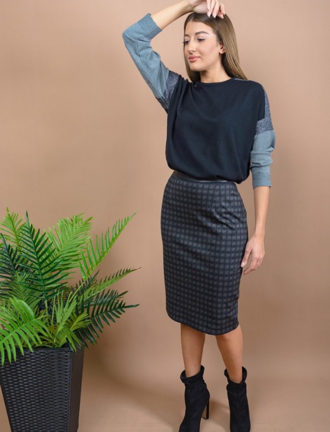 Καρώ γκρί ψηλόμεση midi φούστα με faux leather λεπτομέρεια στη μέση, κρυφό άνοιγμα πίσω και φερμουάρ Forel