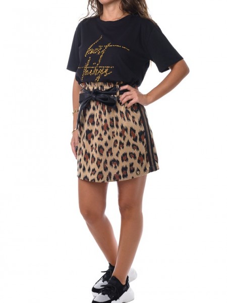 Μαύρο κοντομάνικο t-shirt με animal printed τύπωμα best things Hype
