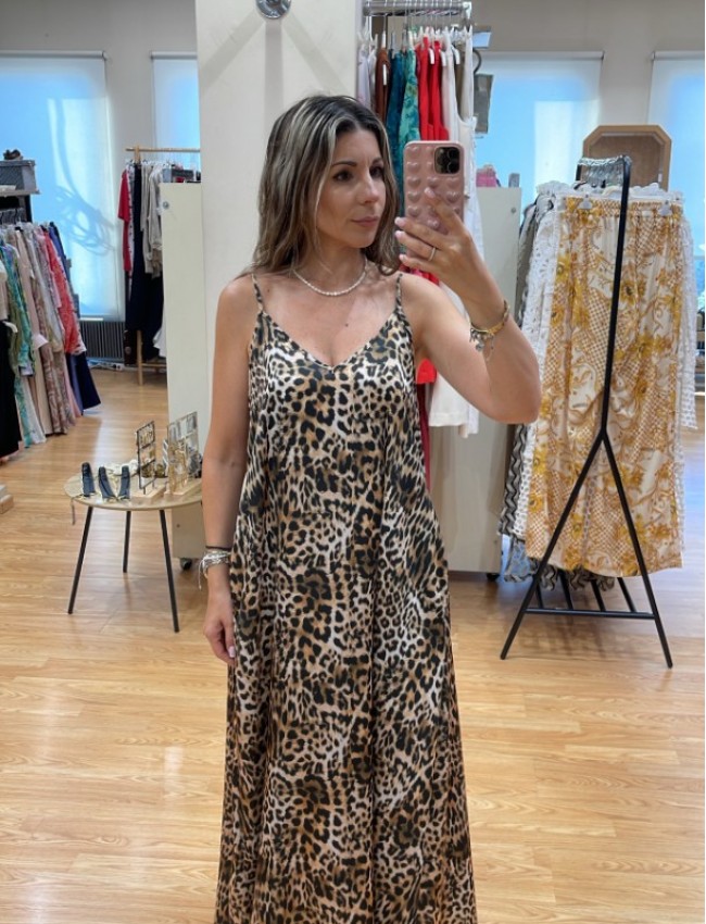 Animal printed μαύρο αμάνικο satin touch midi φόρεμα, σε χαλαρή γραμμή, με πλαϊνά ανοίγματα και με λεπτές ρυθμιζόμενες τιράντες Innocent