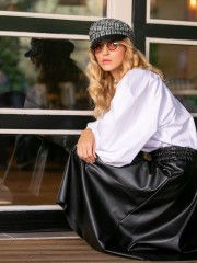Λευκό μακρυμάνικο πουκάμισο σε ίσια γραμμή και φουσκωτά φαρδιά μανίκια Innocent