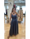 Γκρι αμάνικο satin touch midi φόρεμα, σε χαλαρή γραμμή, με λεπτές ρυθμιζόμενες τιράντες και αποσπώμενη υφασμάτινη ζώνη Innocent