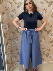 Indigo ψηλόμεση παντελονοφούστα, τύπου denim, με λάστιχο στη μέση, κρυφές πλαϊνές τσέπες και αποσπώμενη ζώνη στην μέση innocent
