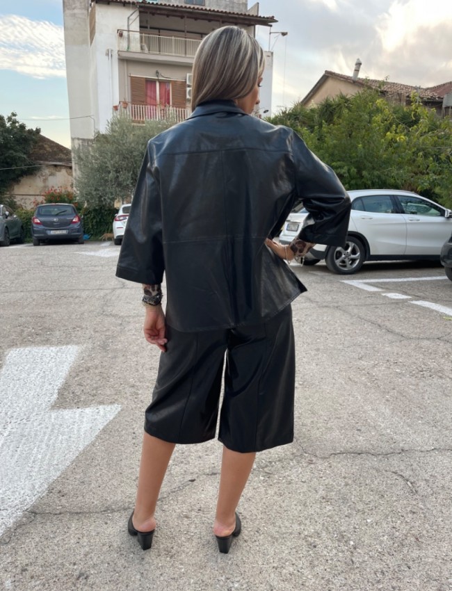 Μαύρο faux leather πουκάμισο σε τετράγωνη γραμμή με 3/4 μανίκια και διακοσμητικές ραφές innocent
