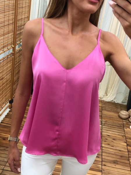 Φούξια αμάνικη μπλούζα με λεπτή ρυθμιζόμενη τιράντα, σατέν όψη και V-λαιμόκοψη Innocent