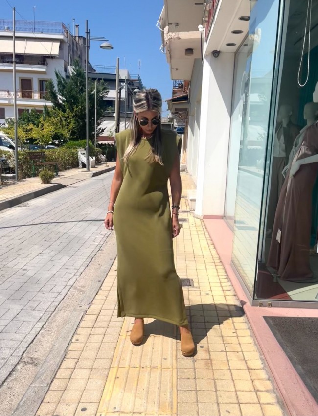 Λάδι αμάνικο maxi φόρεμα σε modal ύφανση, στρογγυλή λαιμόκοψη, πλαϊνά ανοίγματα και μικρά πλαϊνά καστίσματα στην μέση Innocent 