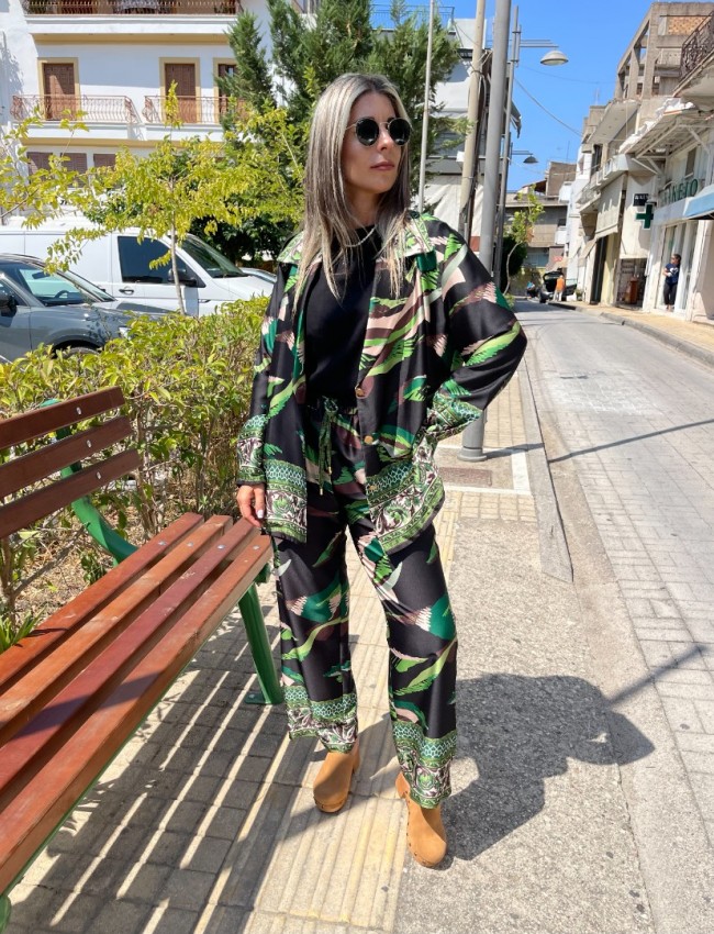 Floral printed πράσινο ψηλόμεσο παντελόνι σε ίσια γραμμή με συνδυασμό διαφορετικών print λάστιχο στη μέση, πλαϊνές τσέπες και ρυθμιζόμενο κορδόνι Innocent 