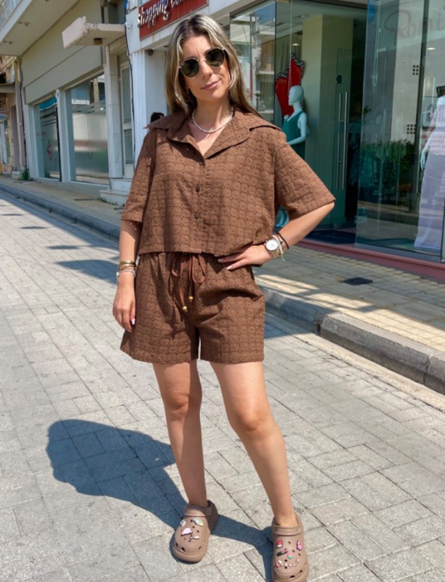 Καφέ broderie ψηλόμεσο σορτς με εσωτερική επένδυση και ρυθμοζομενο κορδόνι με λάστιχο στην μέση innocent