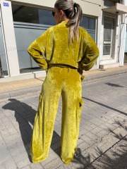 Μουσταρδί ψηλόμεση βελουτέ παντελόνα σε χαλαρή γραμμή, με λάστιχο στην μέση, cargo τσέπες και πλαϊνές Innocent