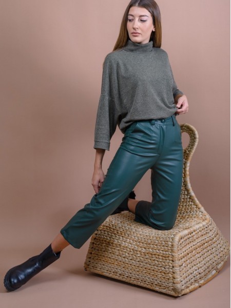 Πράσινο ψηλόμεσο faux-leather cropped THETA παντελόνι σε Α-γραμμή, πλαϊνές τσέπες, μπάσκα στη μέση και κλείσιμο με φερμουάρ και κουμπί Mind Matter