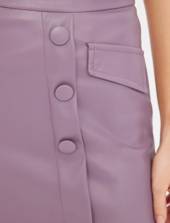Βιολέ ψηλόμεση faux-leather κοντή BLAIRE φούστα σε Α-γραμμή, με κουμπιά μπροστά και ψεύτικες μπροστινές τσέπες Mind Matter