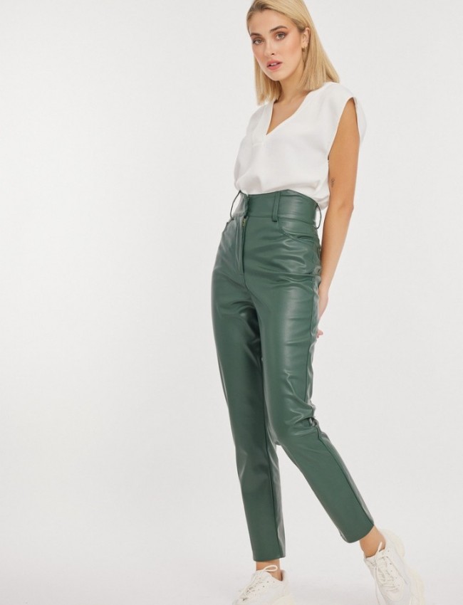 Πράσινο ψηλόμεσο faux-leather FLAVIE παντελόνι σε στενή γραμμή, με μύτες στην μπάσκα, εσωτερικό κρυφό κούμπωμα και τετράγωνες τσέπες πίσω Mind Matter