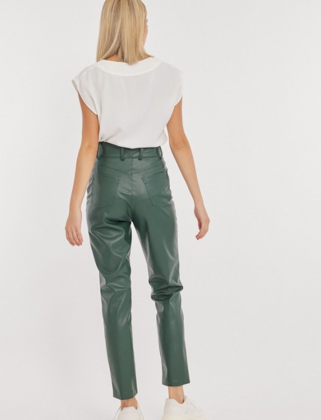 Πράσινο ψηλόμεσο faux-leather FLAVIE παντελόνι σε στενή γραμμή, με μύτες στην μπάσκα, εσωτερικό κρυφό κούμπωμα και τετράγωνες τσέπες πίσω Mind Matter