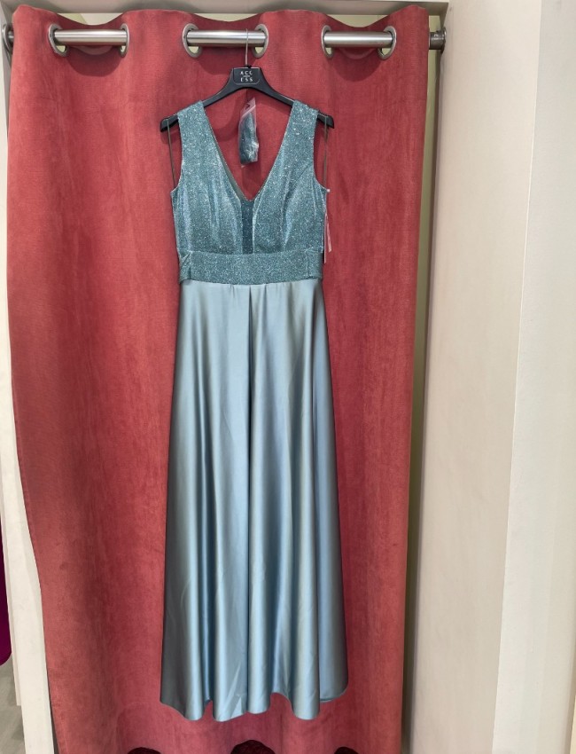 Χακί αμάνικο maxi φόρεμα σε κλος γραμμή, με lurex μπούστο και σατέν φούστα με κουφόπιετα στο μπροστά μέρος και ζώνη στο πίσω μέρος Personal