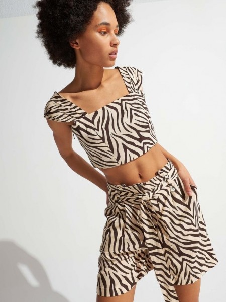 Animal printed καφέ αμάνικο cropped top με σούρες στους ώμους και φερμουάρ στο πλάι Ale 