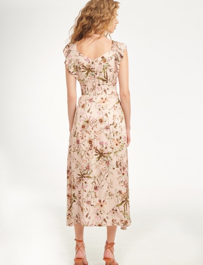 Floral printed ροζ σατέν αμάνικο midi φόρεμα με βολάν στους ώμους, τετράγωνη λαιμόκοψη και μικρές σούρες στην σταθερή μπάσκα στη μέση Badoo