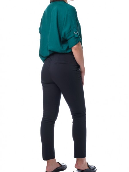 Μαύρο παντελόνι basic αστραγάλου με λάστιχο πίσω στην μέση και πλαϊνές τσέπες Vener 